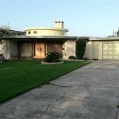 Retro 60s round house