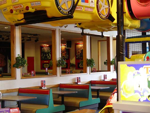 Chuck E Cheese