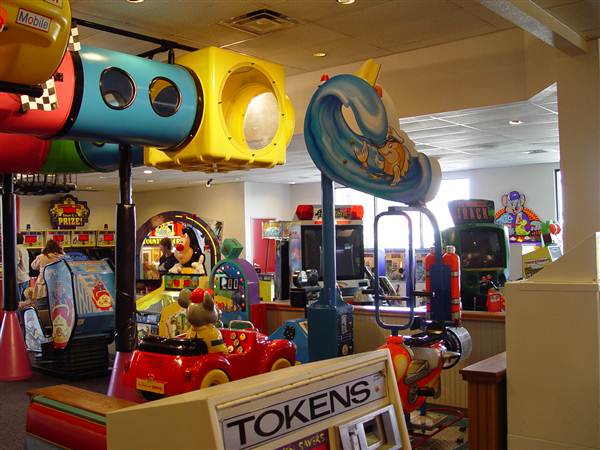 Chuck E Cheese