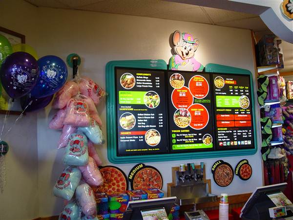 Chuck E Cheese